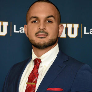 Meet your Posher, Reynaldo